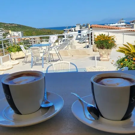 Апартаменты Amelia Ксамил